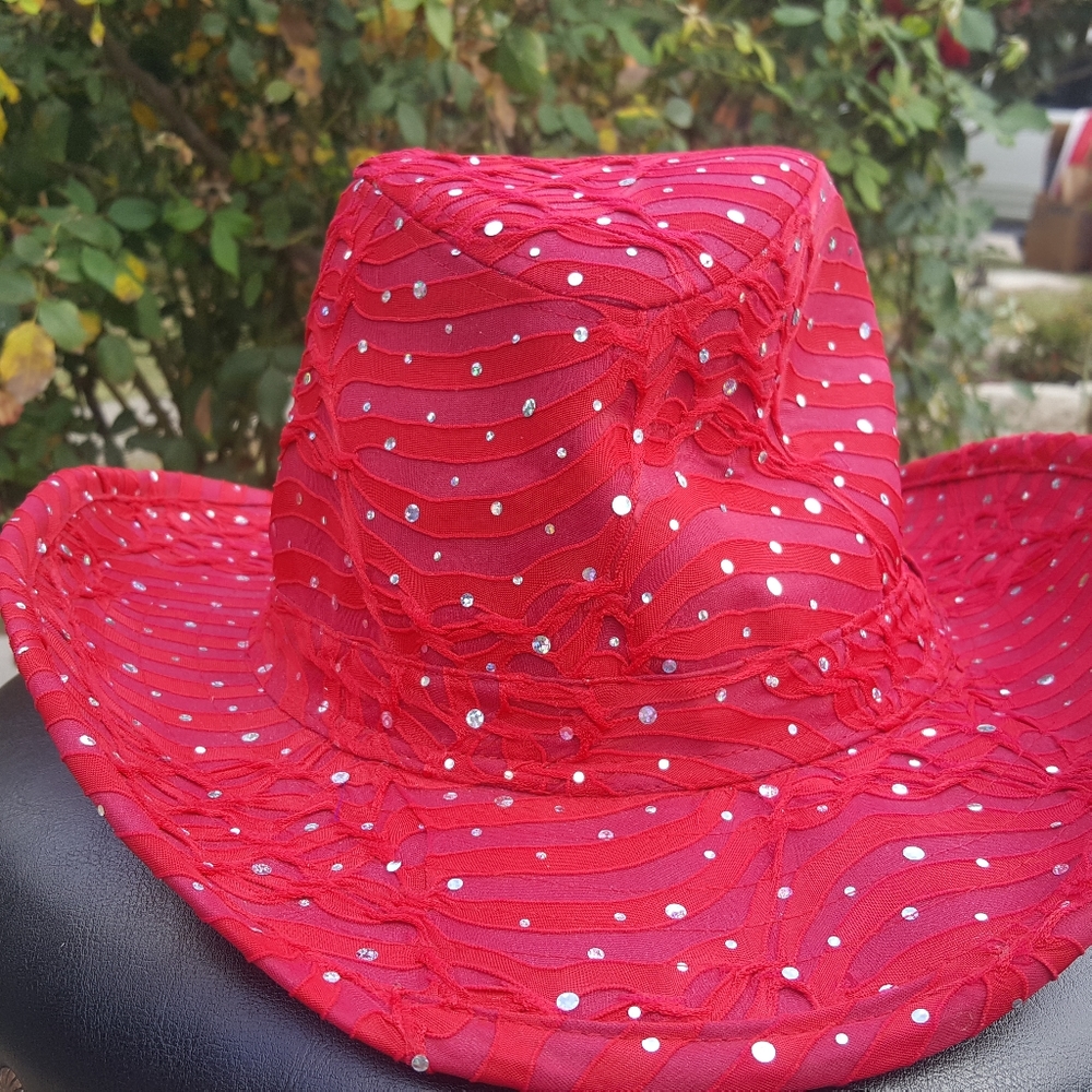 SOMETHING SPECIAL COWGIRL HAT